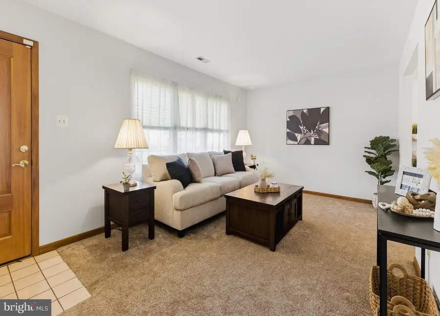 119 Robins Run W, Swedesboro, NJ 08085 - #3