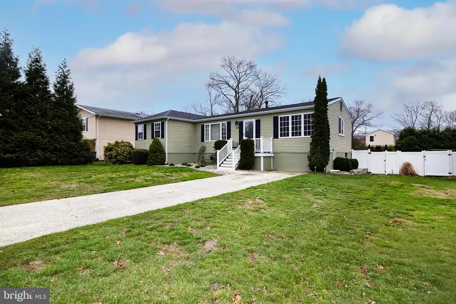 112 Karen Dr, Williamstown, NJ 08094 - #2