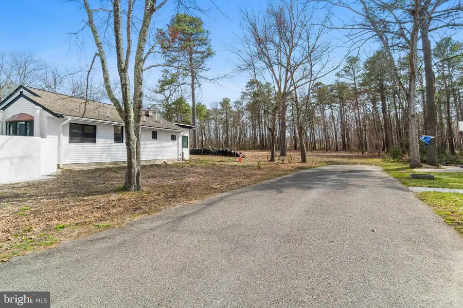 1404 8th Ave, Williamstown, NJ 08094 - #3