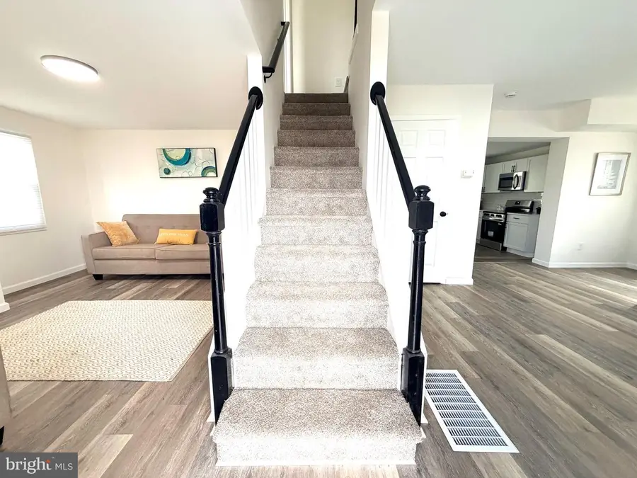 622 W Broad St, Gibbstown, NJ 08027 - #3