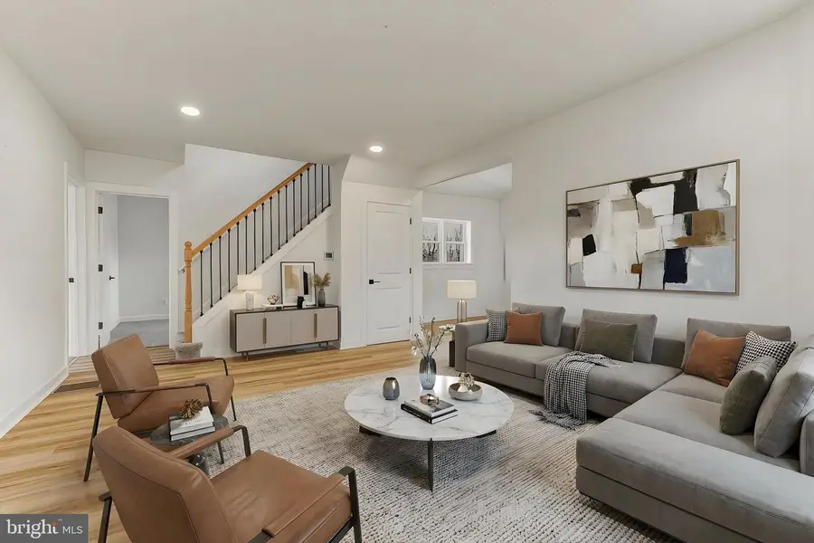 110 Washington Ave, Williamstown, NJ 08094 - #3