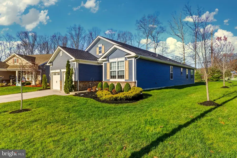 100 Castlebay Dr, Williamstown, NJ 08094 - #2