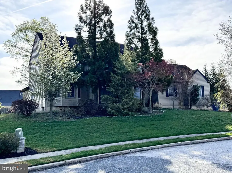 11 Orchard Dr, Mullica Hill, NJ 08062 - #3