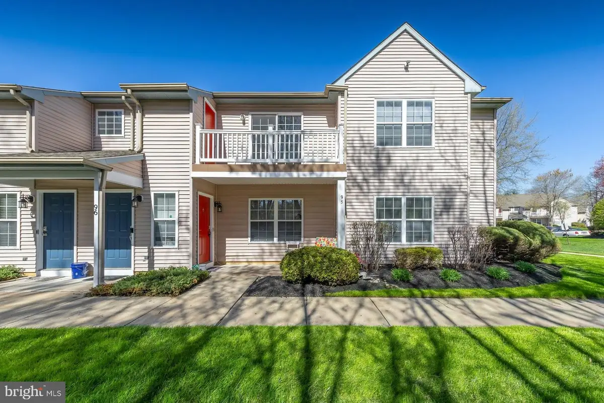 95 Crestmont Dr, Mantua, NJ 08051 - #1