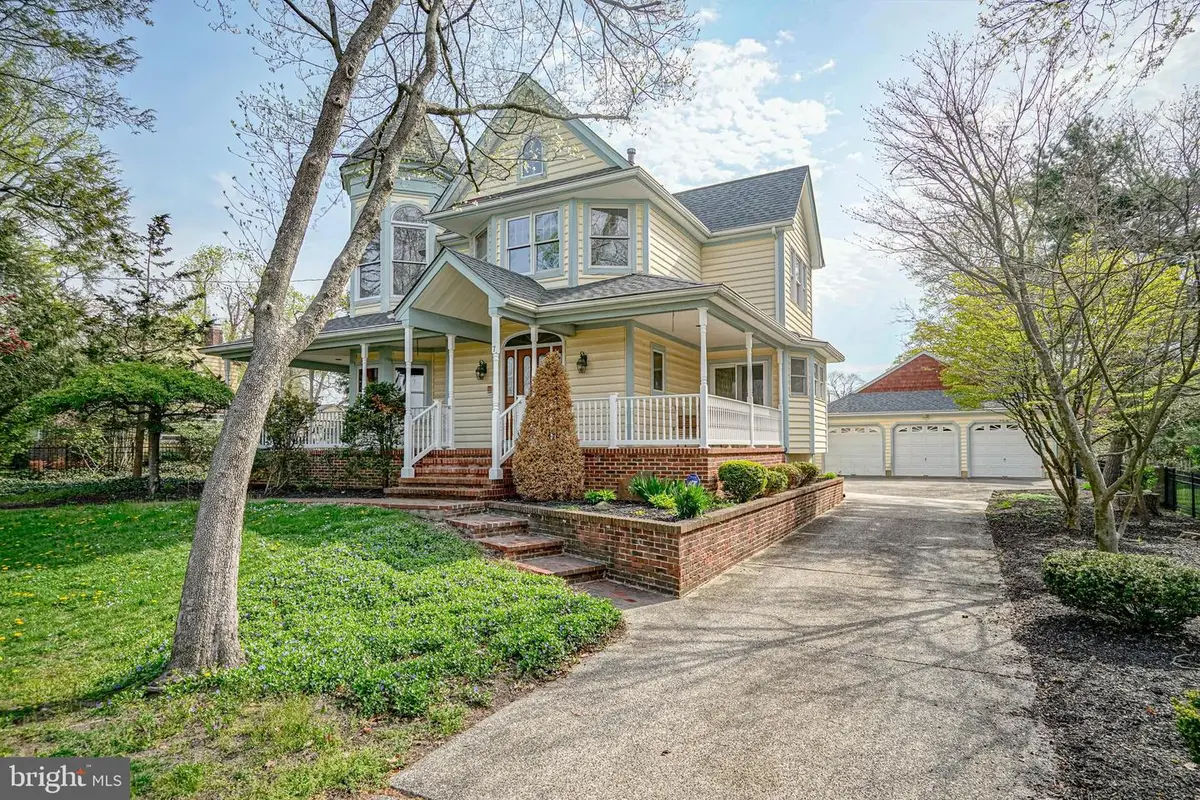 7 S Clinton Ave, Wenonah, NJ 08090 - #1