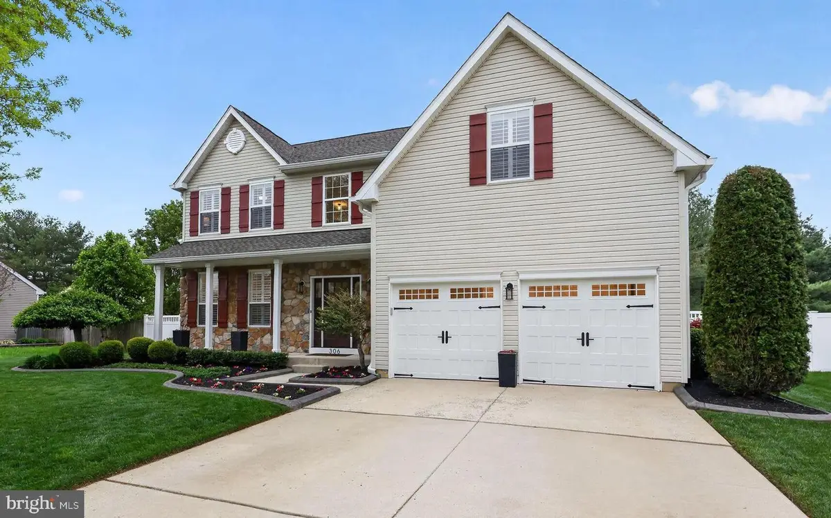 306 Pickwick Dr, Williamstown, NJ 08094 - #1