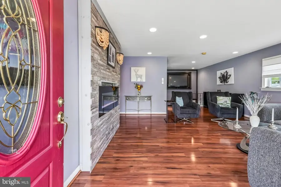 19 Barclay Drive, Turnersville, NJ 08012 - #3