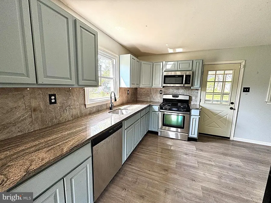 704 N Main St, Clayton, NJ 08312 - #3