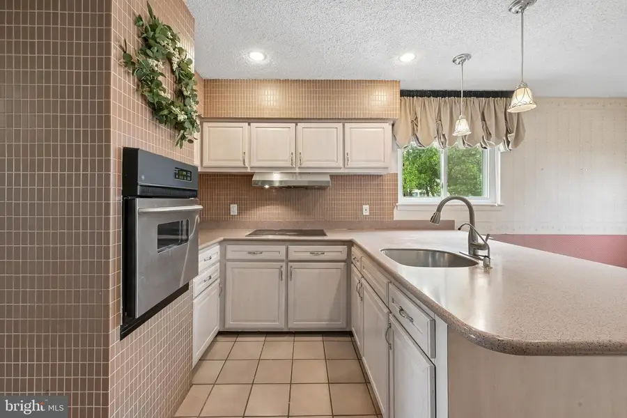 817 Lexington Ave, Turnersville, NJ 08012 - #3