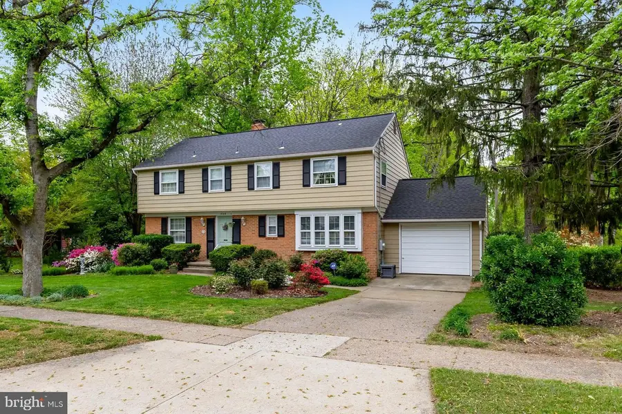 306 Westwood Dr, West Deptford, NJ 08096 - #2