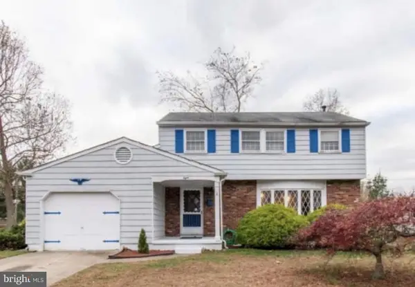 8 Hampshire Ave, BLACKWOOD, NJ 08012