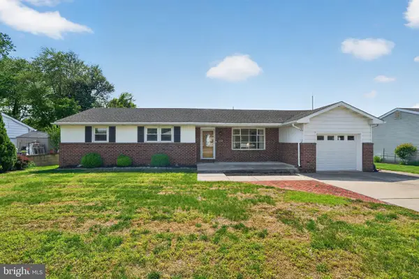 77 Harmony Rd, GIBBSTOWN, NJ 08027