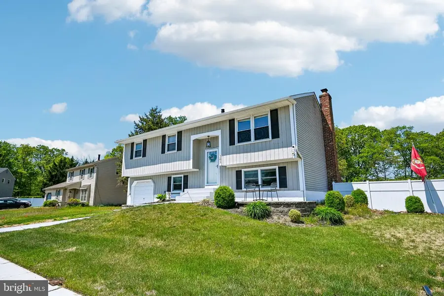 205 Wrexham Ct, Woodbury, NJ 08096 - #3