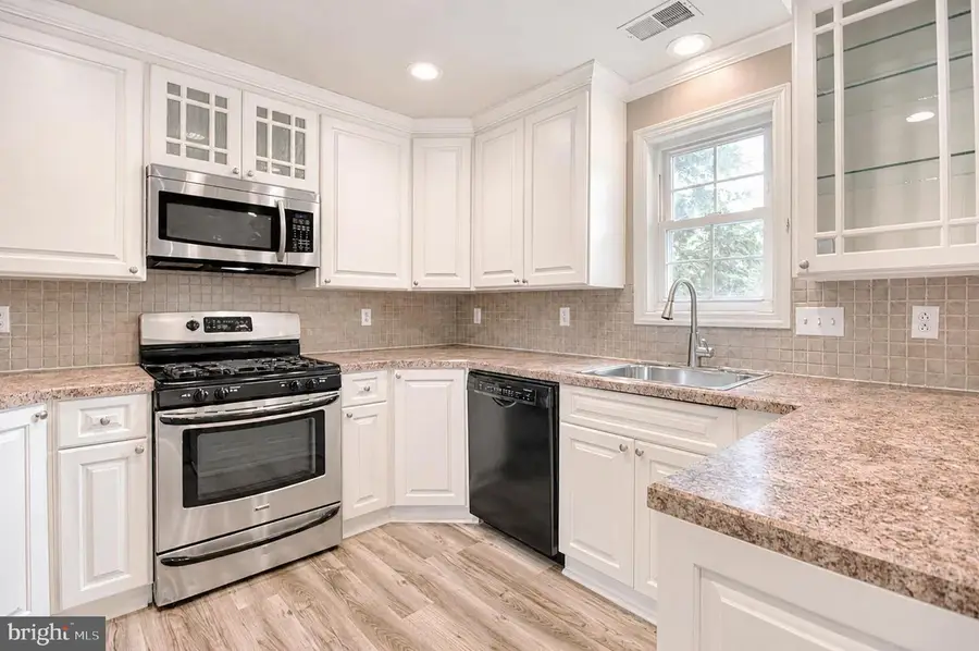 40 Hayes Ave, Westville, NJ 08093 - #3
