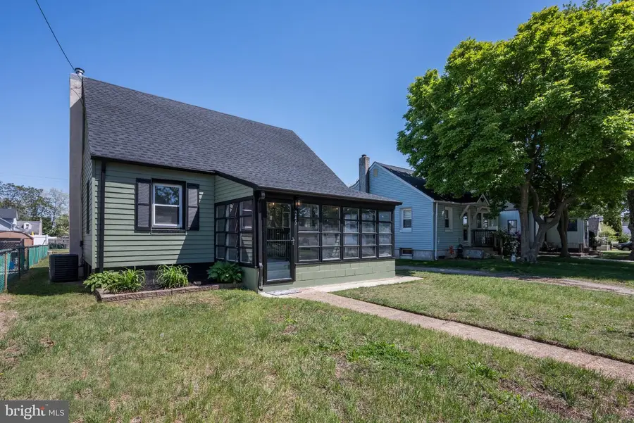 245 Nassau Ave, Paulsboro, NJ 08066 - #2
