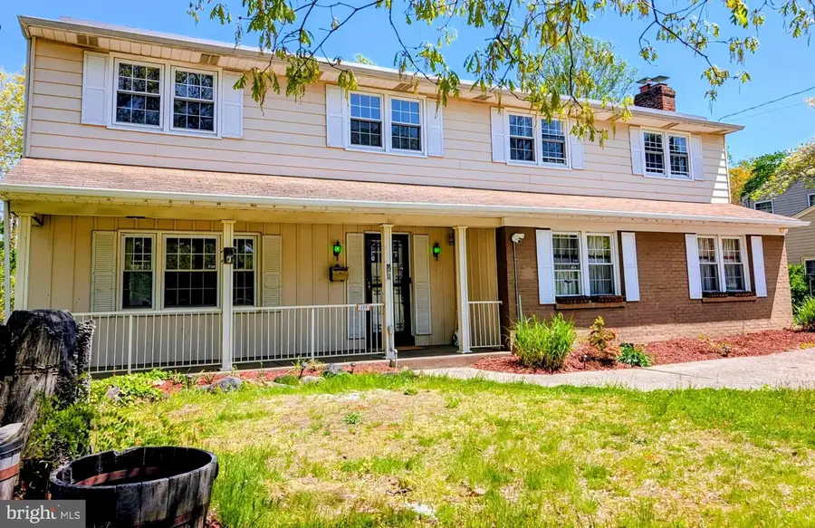 409 Whitman Dr, Blackwood, NJ 08012 - #2