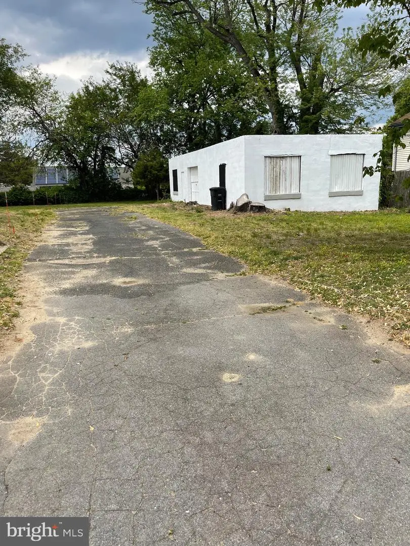 51 Burke, Deptford, NJ 08096 - #2