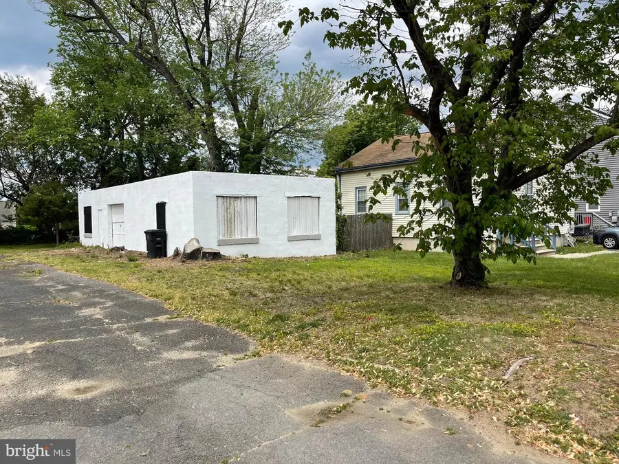 51 Burke, Deptford, NJ 08096 - #3