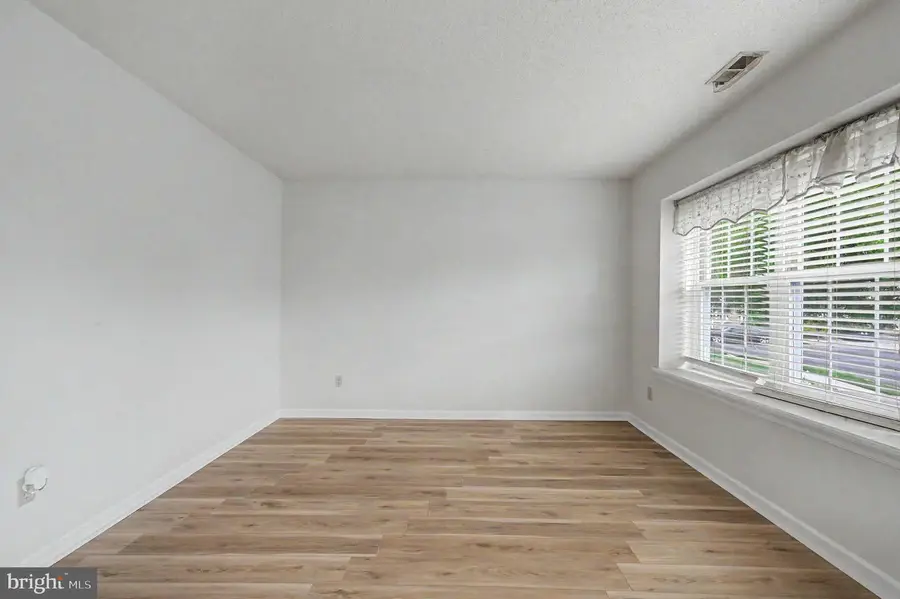 756 Barbados Dr, Williamstown, NJ 08094 - #3