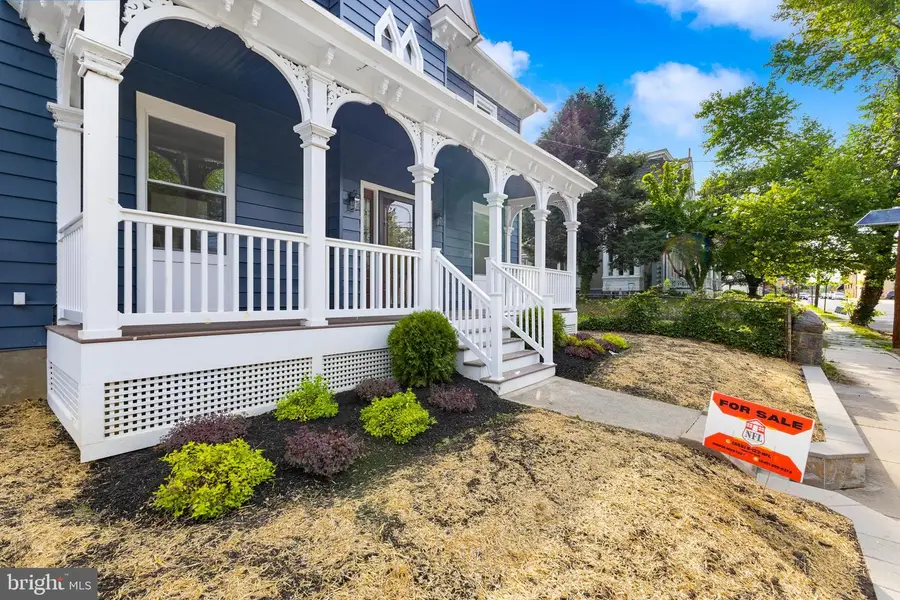 45 E Centre St, Woodbury, NJ 08096 - #3