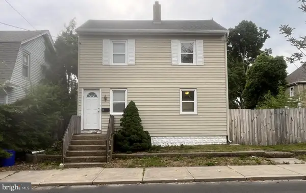 42 W Centre St, WOODBURY, NJ 08096
