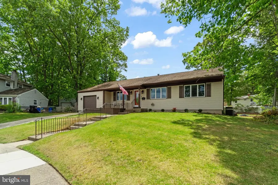 907 Preston Ct, Blackwood, NJ 08012 - #2