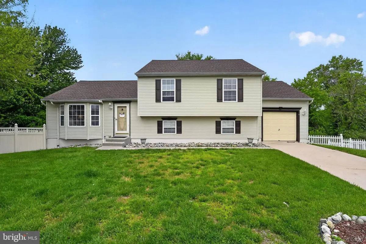 6 Tulip Ct, Woodbury, NJ 08096 - #1