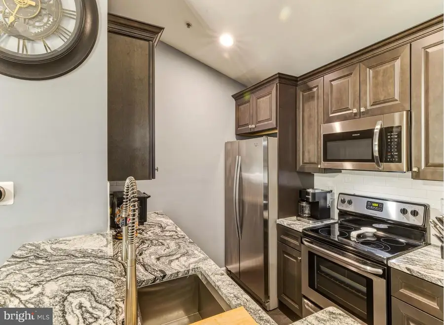 16 Crestmont Dr, Mantua, NJ 08051 - #3