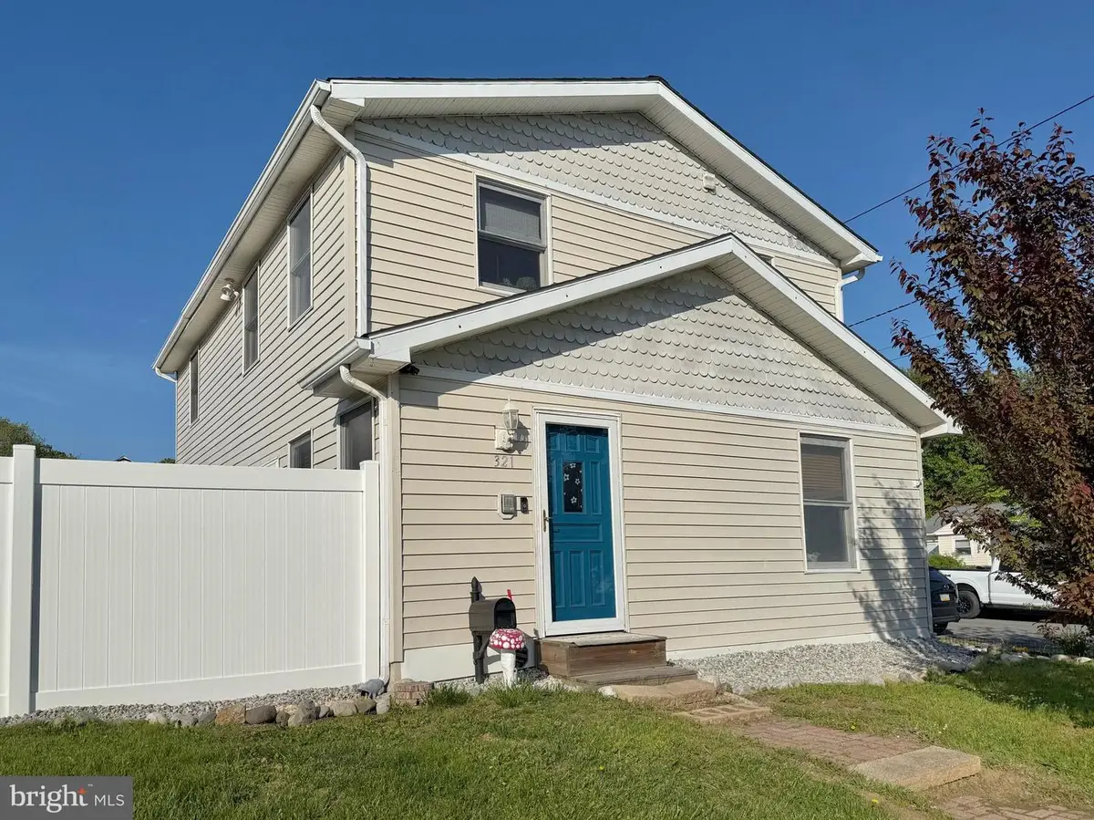 321 New Jersey Ave, National Park, NJ 08063 - #1