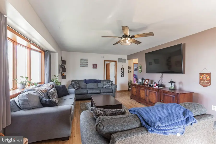 104 Patterson Ave, Gibbstown, NJ 08027 - #3