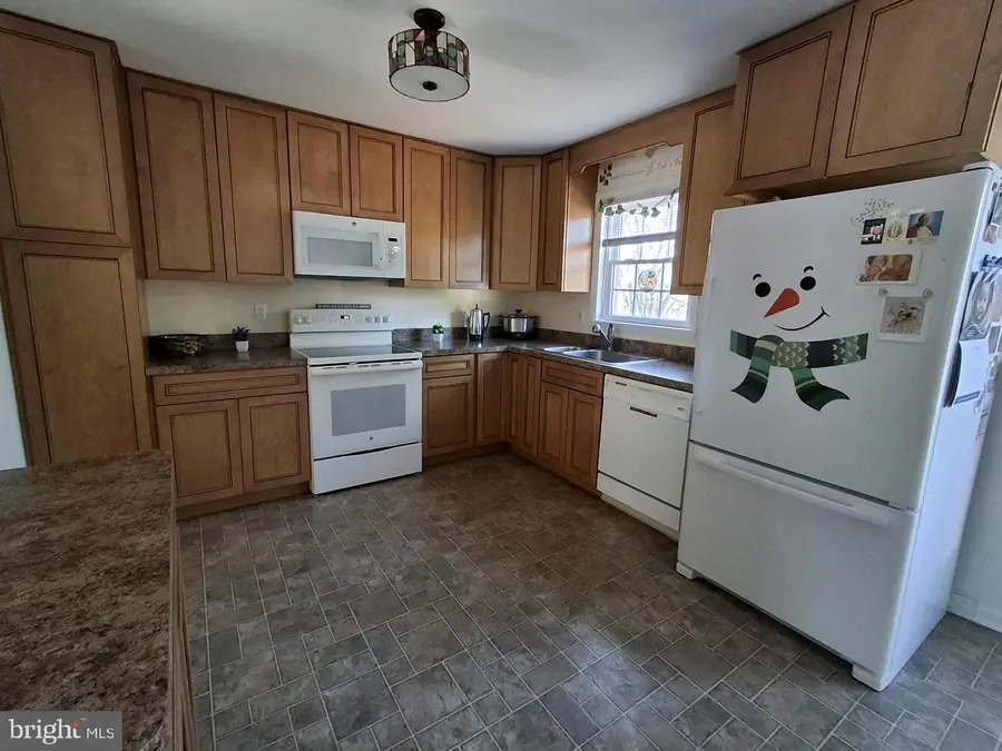 127 Karen Ct, Mullica Hill, NJ 08062 - #2