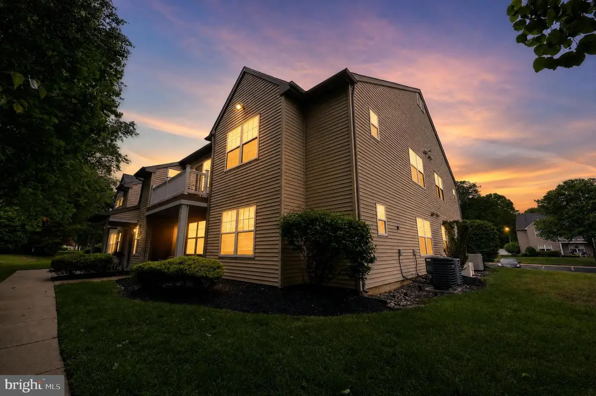 146 Crestmont Dr, Mantua, NJ 08051 - #1