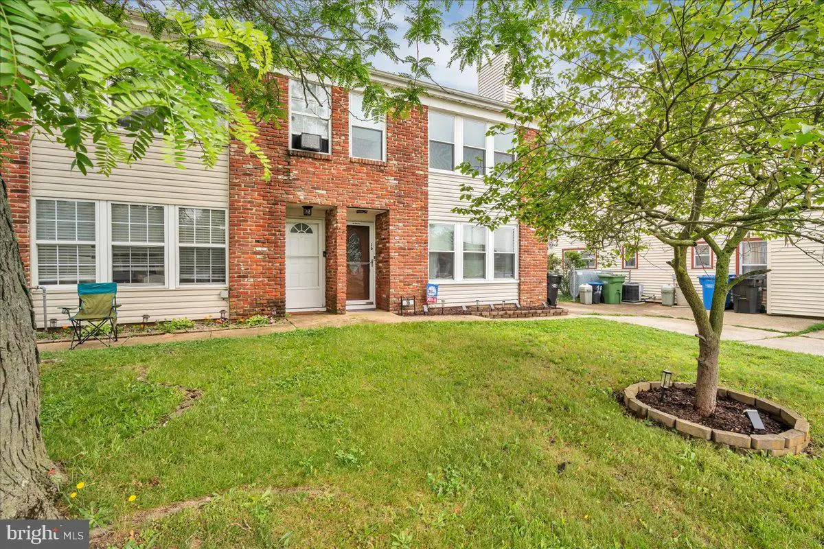 16 Fomalhaut Ct, Blackwood, NJ 08012 - #1