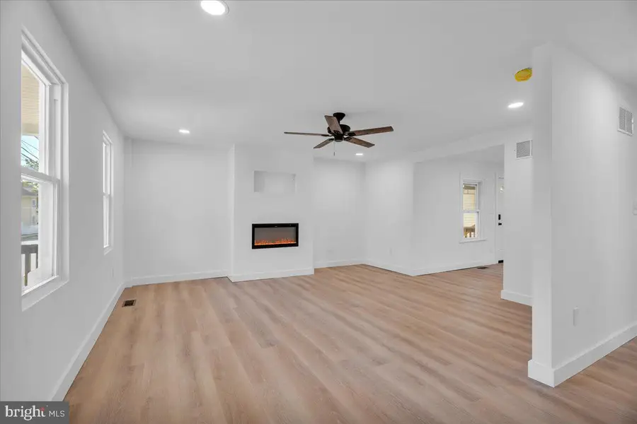 61 E Barber Ave, Woodbury, NJ 08096 - #3