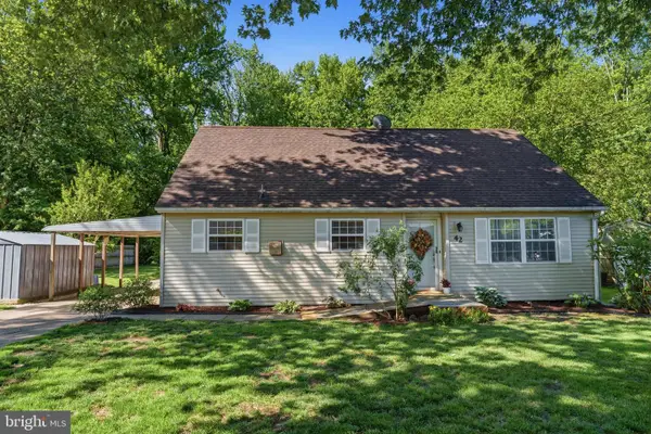 42 Gilbert Ave, WESTVILLE, NJ 08093