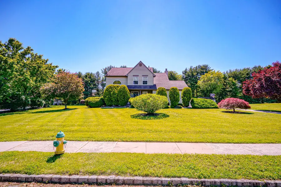 8 Downing Ln, Sewell, NJ 08080 - #2