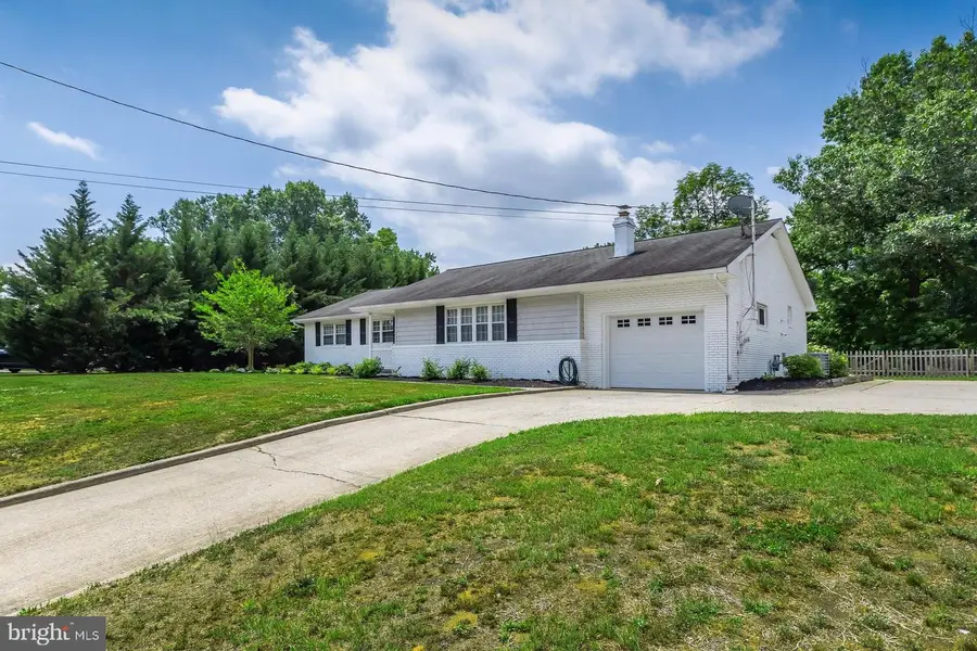 34 Glen Echo Ave, Swedesboro, NJ 08085 - #3
