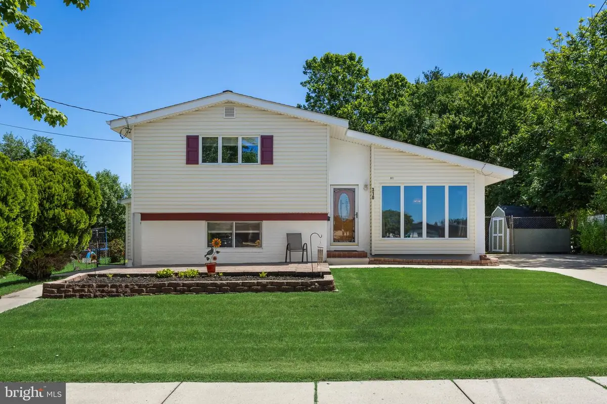 318 Lansing Dr, Mantua, NJ 08051 - #1