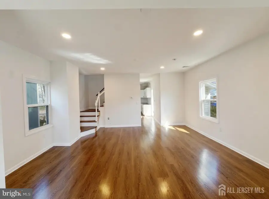 103 Logan Ln, Bridgeport, NJ 08014 - #2
