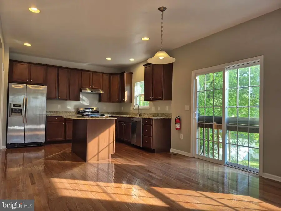8 Locust Ln, Swedesboro, NJ 08085 - #2
