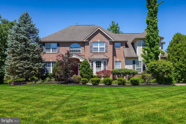 208 Hickory Ln, MULLICA HILL, NJ 08062