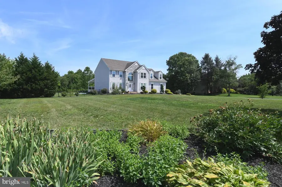 106 Kirschling Dr, Swedesboro, NJ 08085 - #2