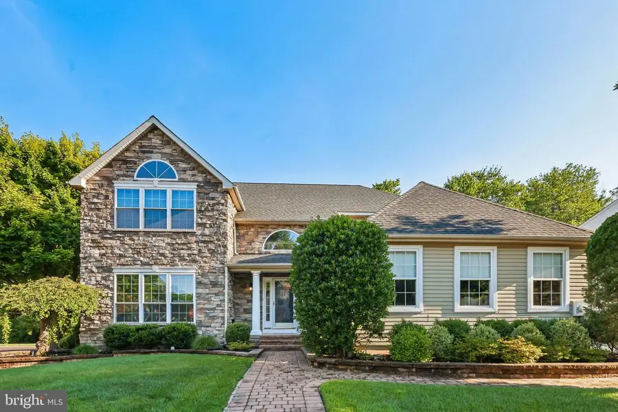 1 Woodmont Ct, Mantua, NJ 08051 - #3
