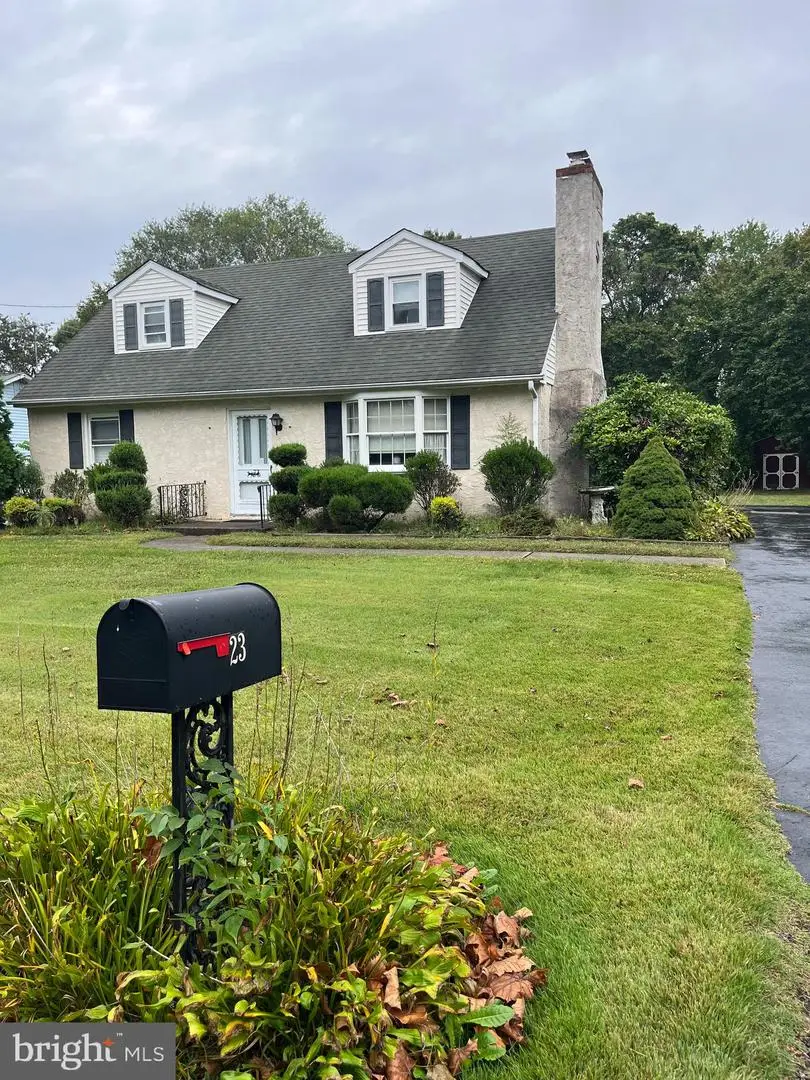 23 Genova Ave, Williamstown, NJ 08094 - #1