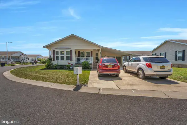 2003 Burlington Circle, WILLIAMSTOWN, NJ 08094