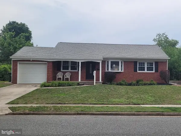 820 Jamestown Rd, BLACKWOOD, NJ 08012