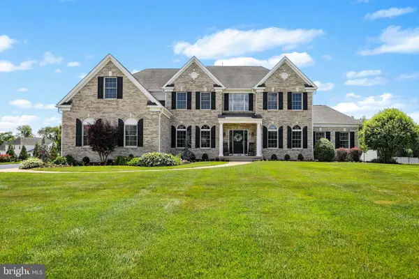 104 Tuscan Ln, MULLICA HILL, NJ 08062