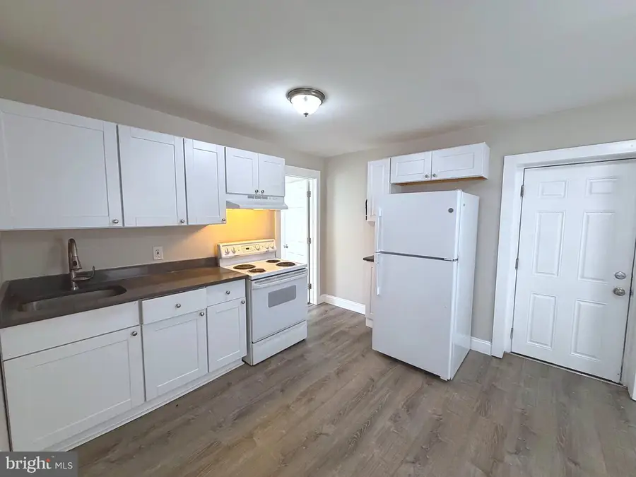 108 W Buck St, Paulsboro, NJ 08066 - #3