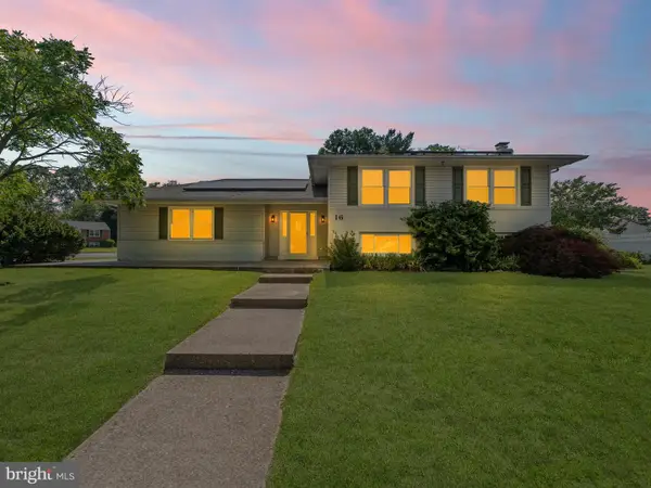 16 Bryant Rd, BLACKWOOD, NJ 08012