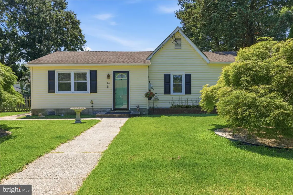 46 W Vine St, Gibbstown, NJ 08027 - #1